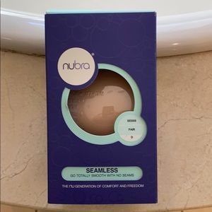Nubra seamless adhesive pasties